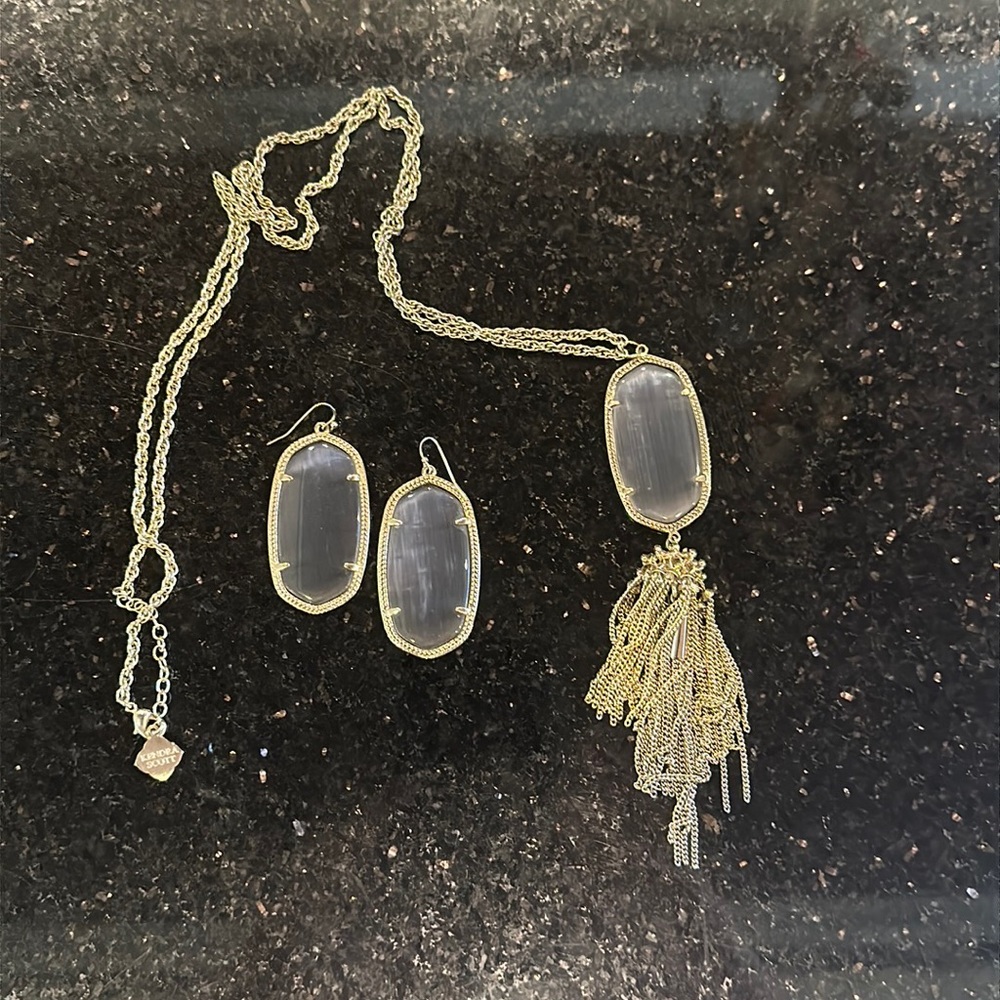 Kendra Scott Smoky Grey earring & necklace set - trim gold